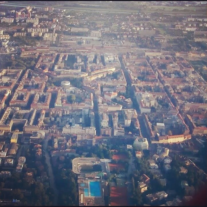 Panorama Zagreba. Pogled iz zraka na jug